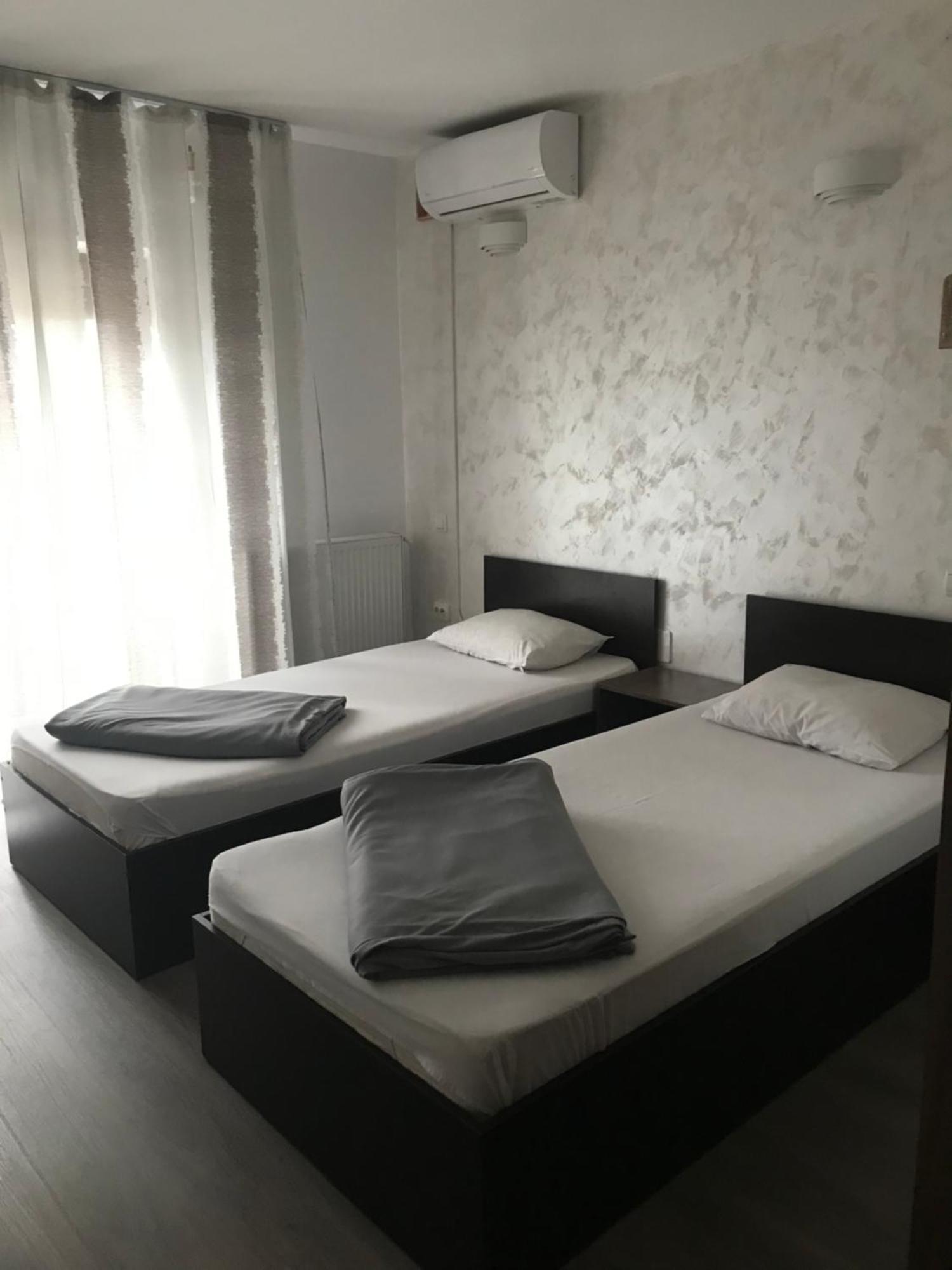 Casa Mario Hotel Galati  Ngoại thất bức ảnh